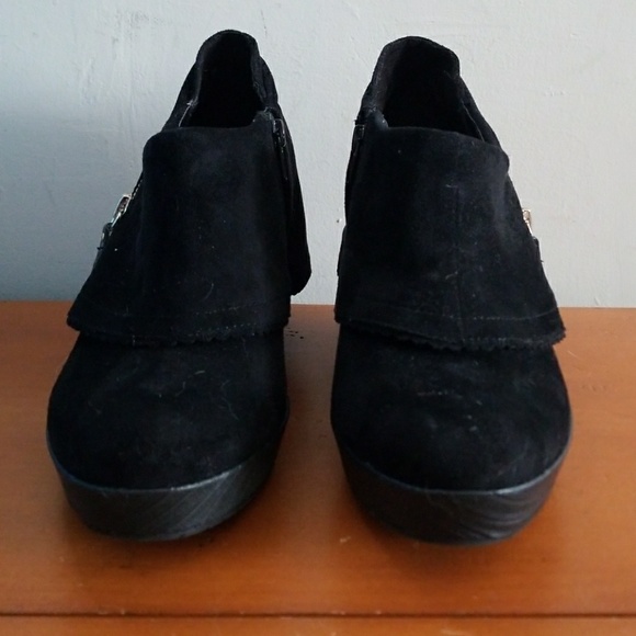Bootie wedge heels. - Picture 2 of 4